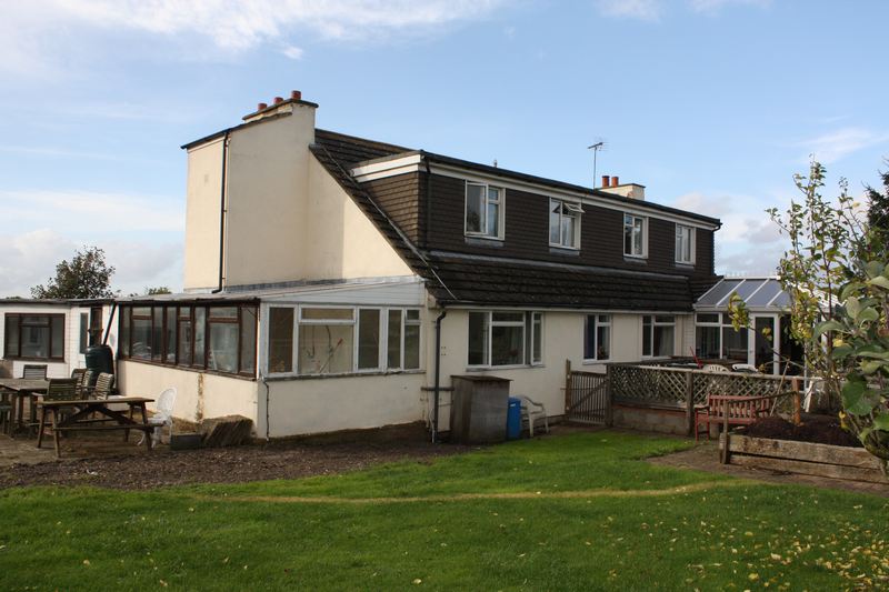 The Paddocks A 'home with a hug' overlooking the Dunstable Downs